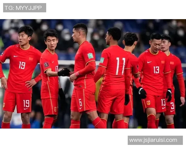 中国足球海外球员发展现状与挑战分析 以在外国俱乐部效力的中国球星为例 中国足球海外球员发展现状与挑战分析 以在外国俱乐部效力的中国球星为例