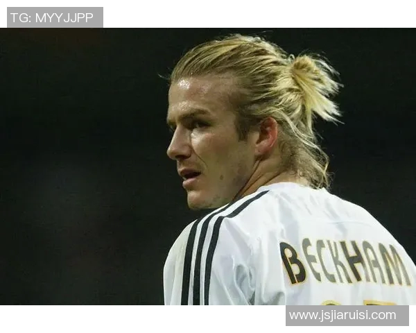 意大利扎小辫子球星是谁他在足球场上的独特风格和成就