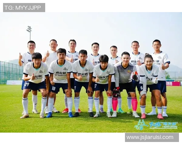 2018年足坛当红球星风云录与绿茵赛场巅峰瞬间回顾 2018年足坛当红球星风云录与绿茵赛场巅峰瞬间回顾